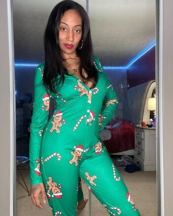Full leaked Destinyredbone private onlyfans photo