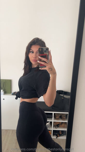 deutschebestonlyfansgirl