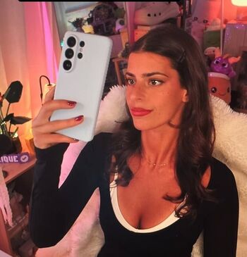 Full leaked Develique private onlyfans photo