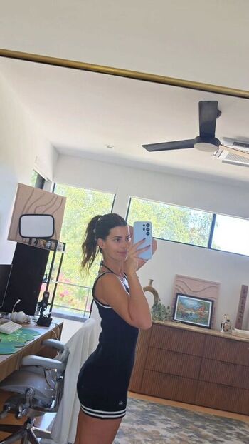 Full leaked Develique private onlyfans photo