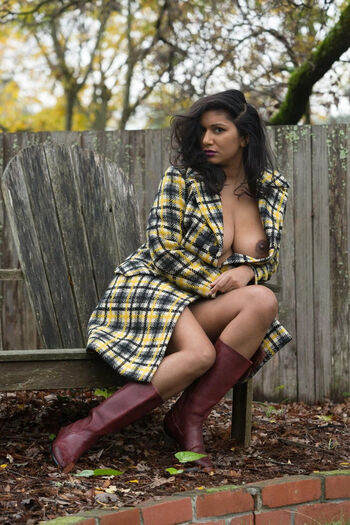 Full leaked Devi the model page private onlyfans photo