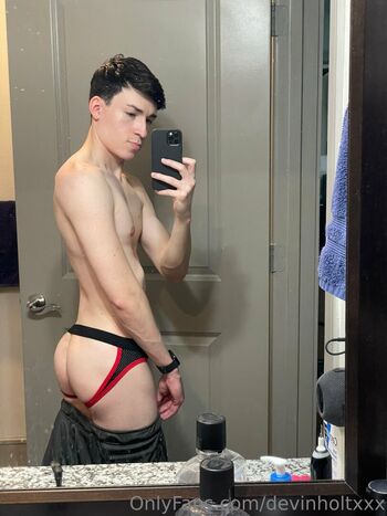 Full leaked Devinholtxxx private onlyfans photo