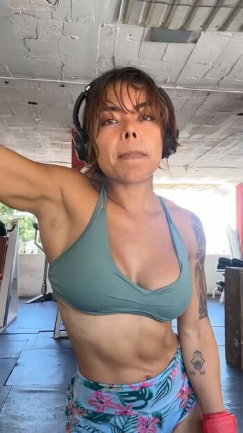 Full leaked Deyaflores private onlyfans photo