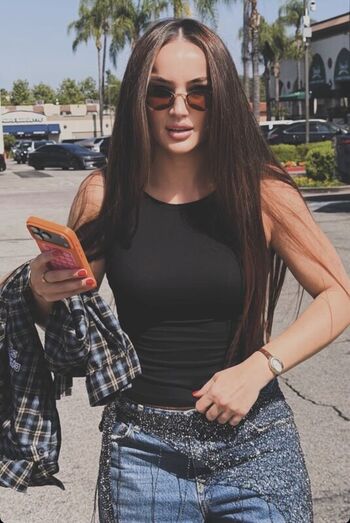 Full leaked Diana avsaragova page private onlyfans photo