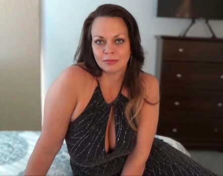 Full leaked Diane andrews private onlyfans photo