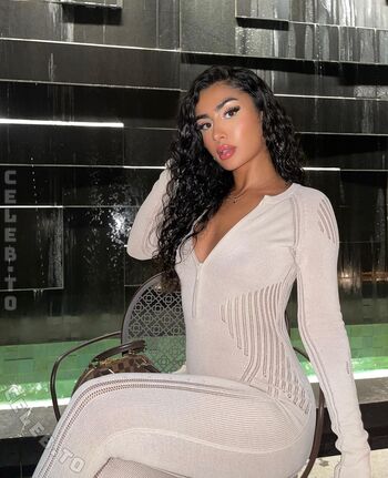 Full leaked Diilbosh private onlyfans photo
