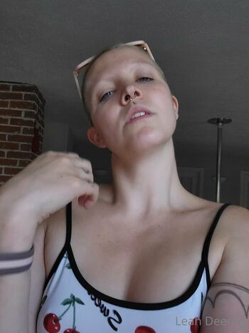 Full leaked Dildo swagins private onlyfans photo