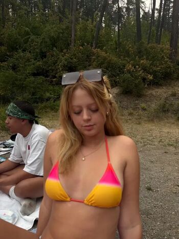 Full leaked Dinmammis private onlyfans photo