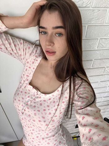Full leaked Dixie cute private onlyfans photo