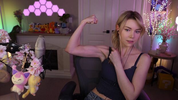 Full leaked Dizzykitten private onlyfans photo