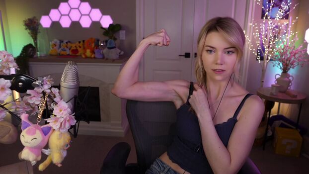 Full leaked Dizzykitten private onlyfans photo