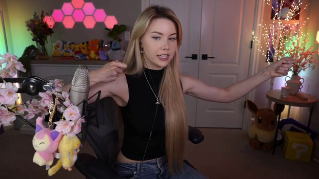Full leaked Dizzykitten page private onlyfans photo