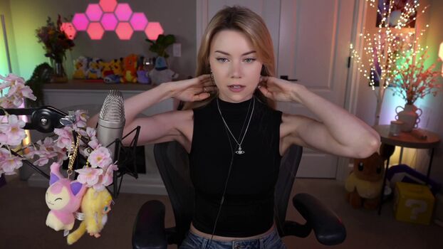 Full leaked Dizzykitten page private onlyfans photo