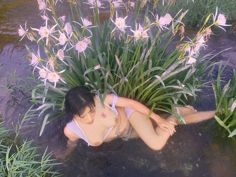 Full leaked Djinnkazama private onlyfans photo