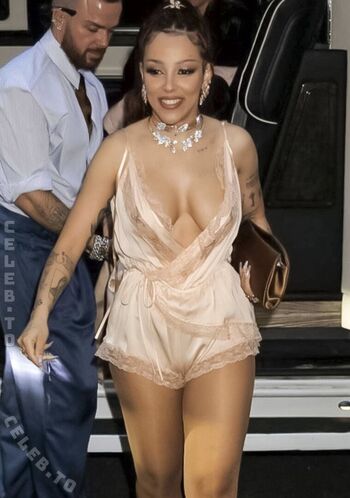 Full leaked Doja cat  page private onlyfans photo