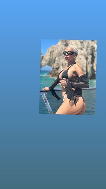 Full leaked Doja cat page private onlyfans photo