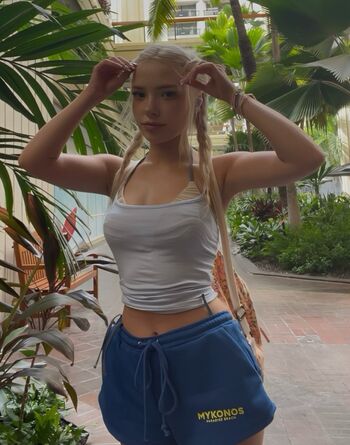 Full leaked Dollblush page private onlyfans photo
