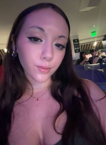 Full leaked Dolliebo private onlyfans photo