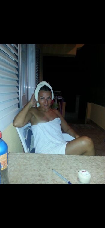 Full leaked Domace matorke milf ex yu private onlyfans photo
