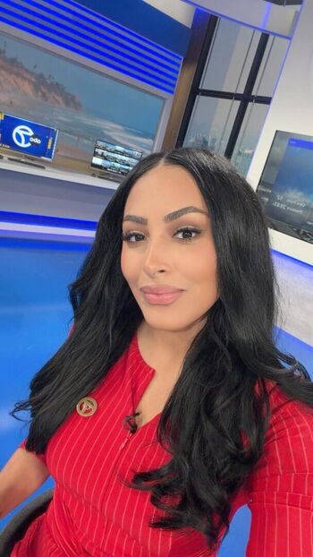 Dominique Newland
