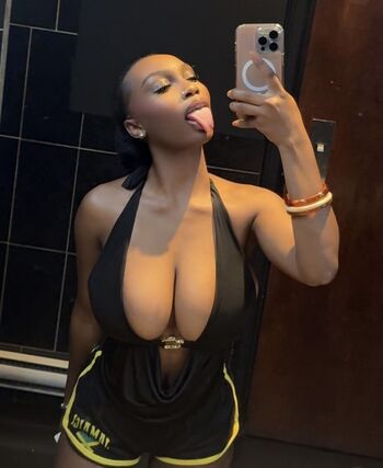 Full leaked Donna lettah private onlyfans photo