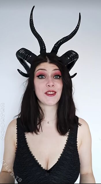 Dont Trust The Rabbit