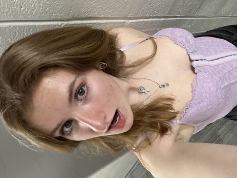 Full leaked Dorotheahionis private onlyfans photo