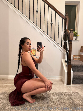 Full leaked Doseofroseee tease private onlyfans photo