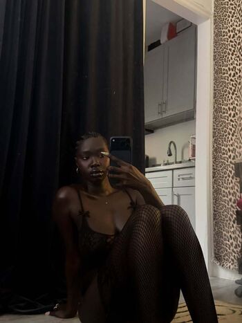 Full leaked Doshadeng private onlyfans photo