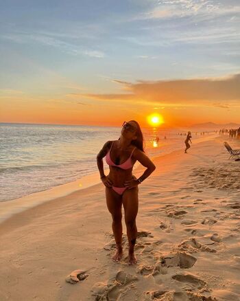 Full leaked Dra thatiane oliveira private onlyfans photo