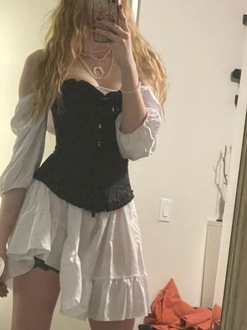 Full leaked Dreamyygem private onlyfans photo