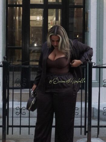Full leaked Drivewithisabella private onlyfans photo