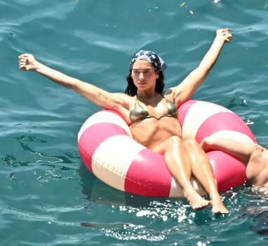 Full leaked Dua lipa  page private onlyfans photo