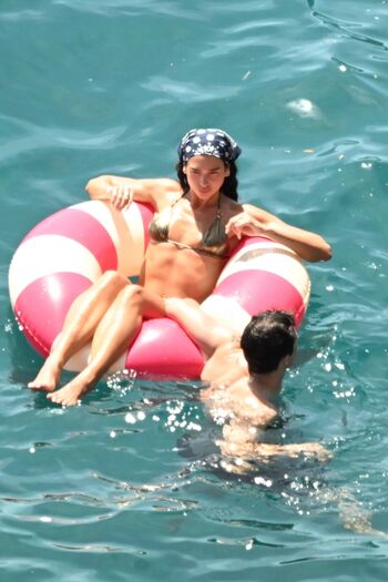 Full leaked Dua lipa  page private onlyfans photo