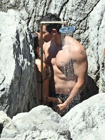 Full leaked Dua lipa page private onlyfans photo