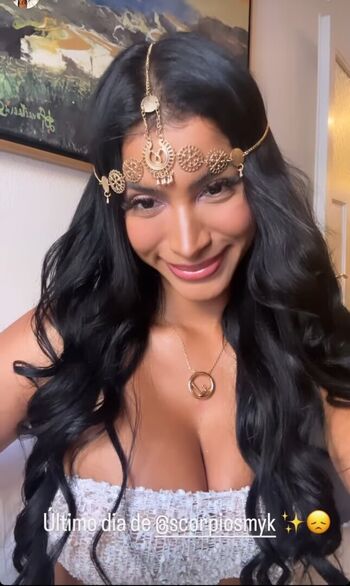 Full leaked Dubai escort private onlyfans photo