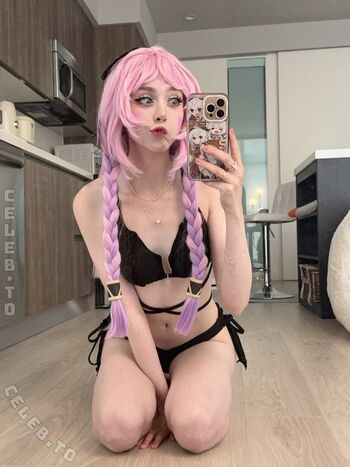 Full leaked Duckie cos  page private onlyfans photo