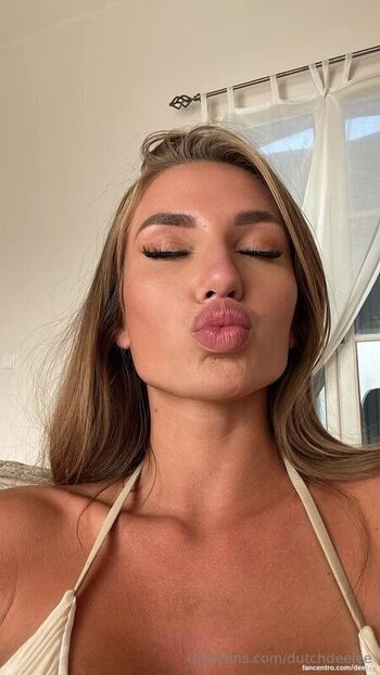 Full leaked Dutch deelee  page private onlyfans photo