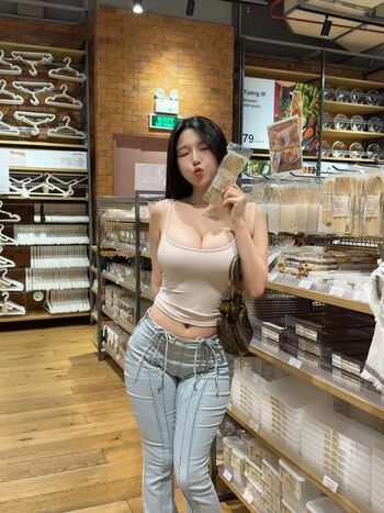 Full leaked Duyenn hipp private onlyfans photo