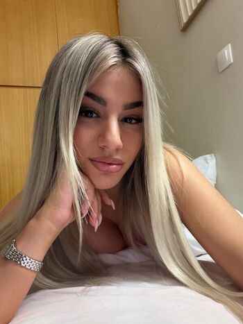 Full leaked Dwwwra private onlyfans photo