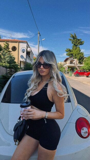 Full leaked Dwwwra private onlyfans photo