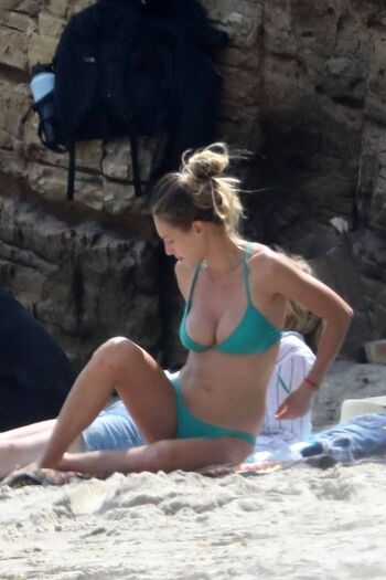 Dylan penn leaked photo video viral