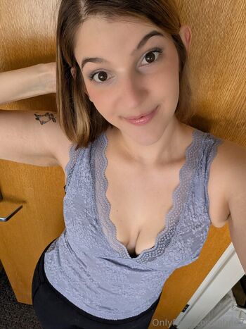 Full leaked Ebee private onlyfans photo