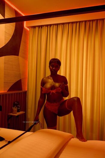 Ebonymakena