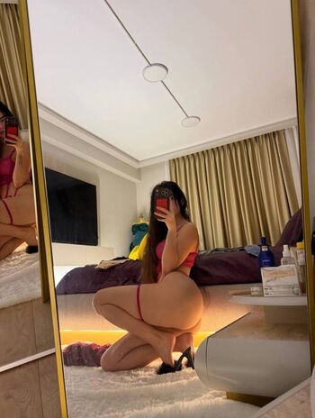 Full leaked Ece ronay  page private onlyfans photo