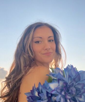 Full leaked Echochlo private onlyfans photo