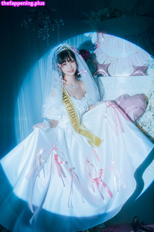 Ely Cosplay / Ely_eee / eeelyeee ヌードOnlyFans写真 #311