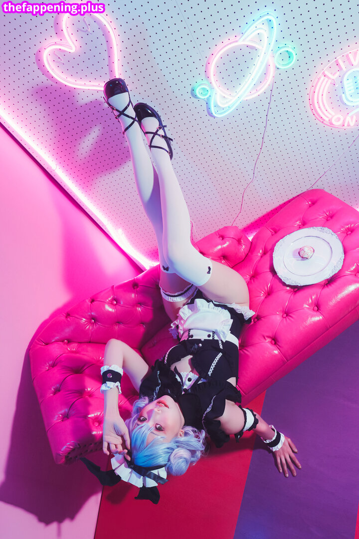 Ely Cosplay / Ely_eee / eeelyeee Fotografie OnlyFans Dezbrăcată #420