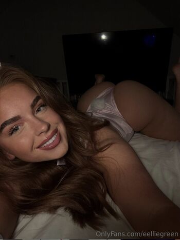 Full leaked Eelliegreen private onlyfans photo