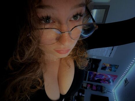 Full leaked Eemuhh private onlyfans photo